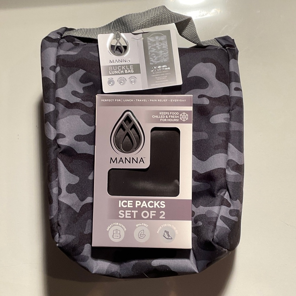 Manna Black and Gray Camouflage Lunch Bag Set w/ice pack